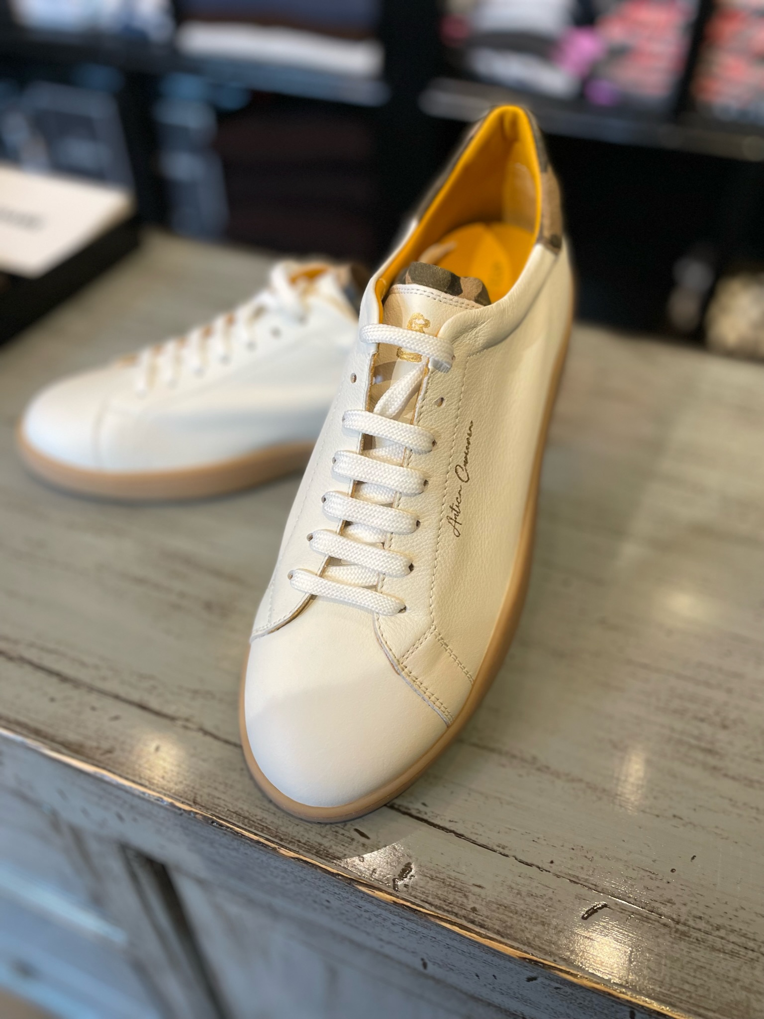 Cuoieria Bianco sneakers - L'unica Tøjbutik med eksklusiv